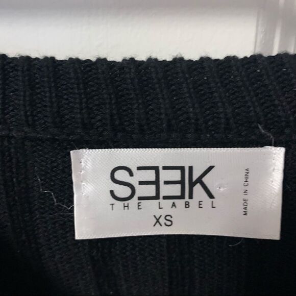 LF cropped sweater  - Picture 2 of 3